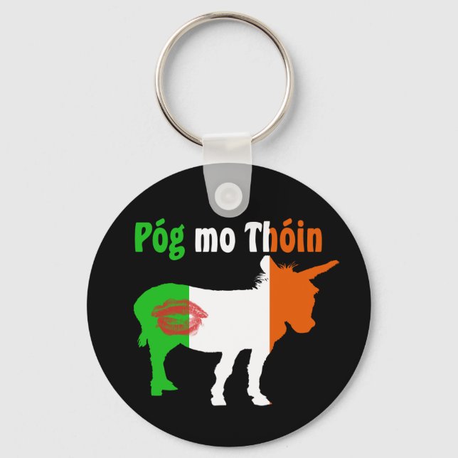 Pog Mo Thoin - Irish Humor Keychain (Front)