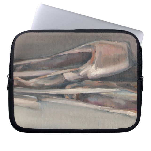 Pointe shoes laptop sleeve (Front)