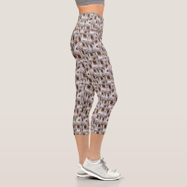 Poker Cards Jacks Scattered, Capri Leggings (Right)