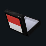 Poland flag gift box<br><div class="desc">An ideal gift for all those who are patriotic of their country!</div>