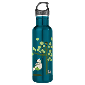 polar bear play a swing water bottle