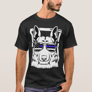 Police Dog Officer German Shepherd Sniffing Captai T-Shirt