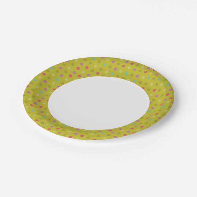 Polka-dot background pattern paper plates (Angled)