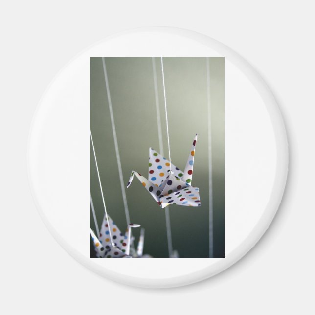 polka dot origami crane magnet (Front)