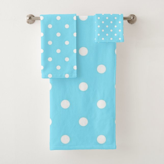 Polka dot pattern bath towel set (Insitu)