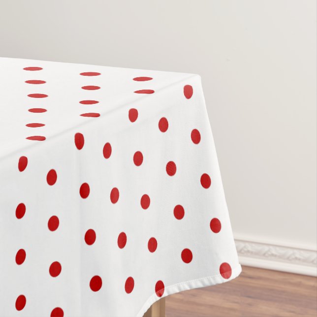 Polka dot pattern classic retro style tablecloth (In Situ)