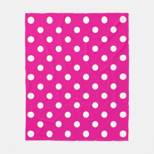 Polka dot pattern fleece blanket
