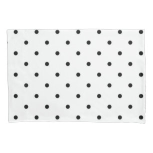 Polka dot pattern pillow case