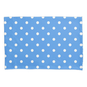 Polka dot pattern pillow case