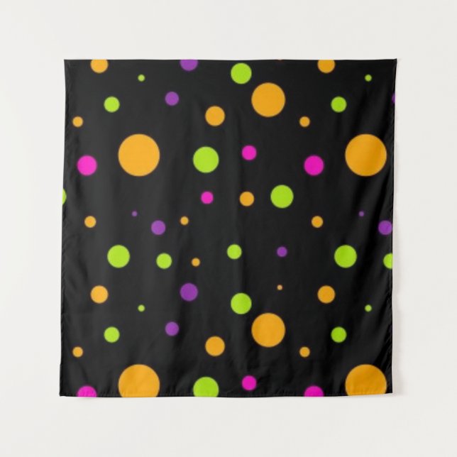Polka dot pattern tapestry (Front)