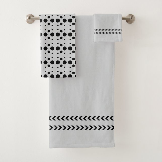 Polka Dots And Grey Bath Towel Set (Insitu)