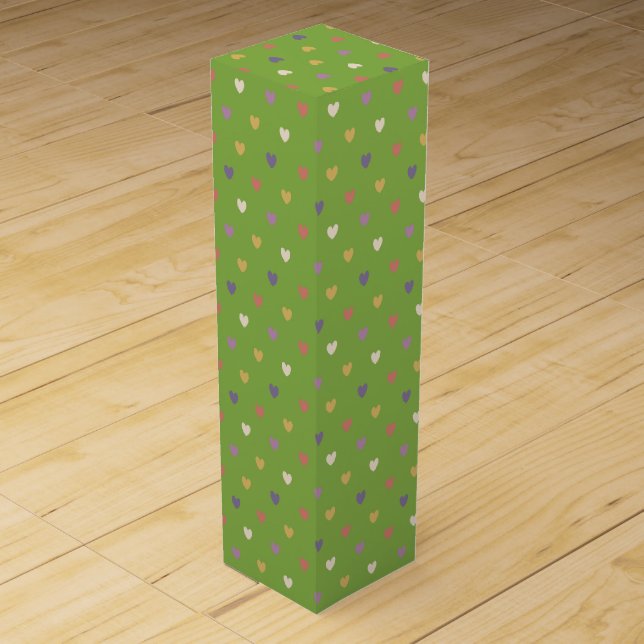 Polka hearts on greenery green wine box (Front)
