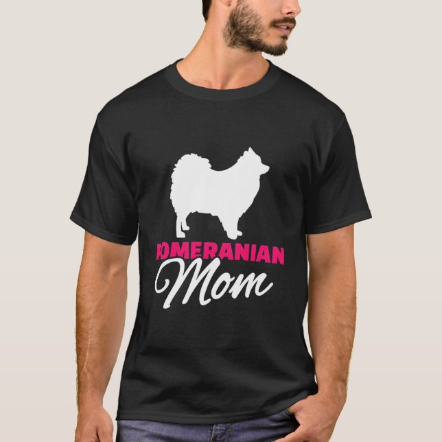 Pomeranian Mom T-Shirt (Front)