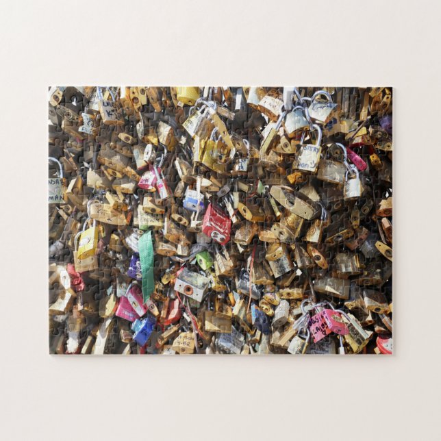 Pont des Arts Love Locks Paris. Jigsaw Puzzle (Horizontal)
