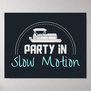 Pontoon Party in slow motion Poster