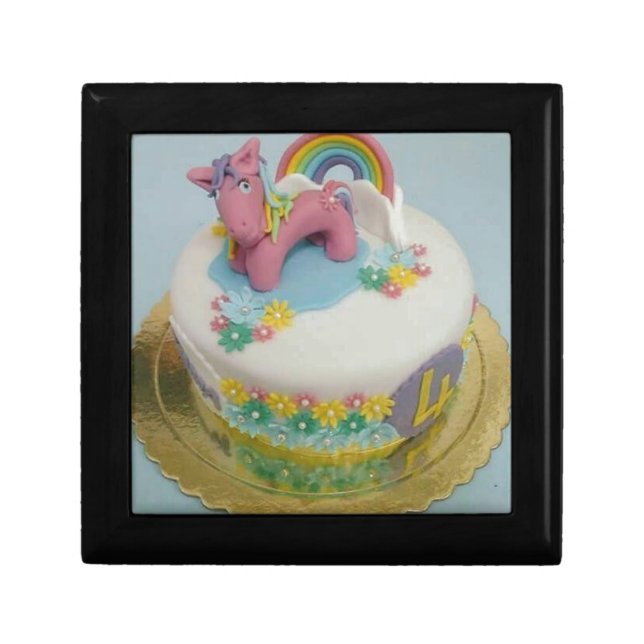 Pony cake 1 jewelry box (Front)