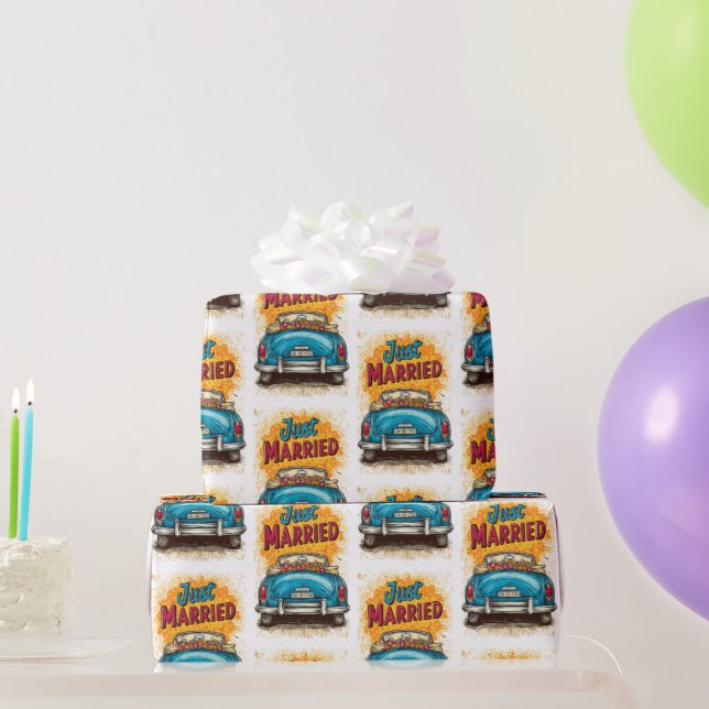 Pop Art Just Married Wrapping Paper (Party Gifts)