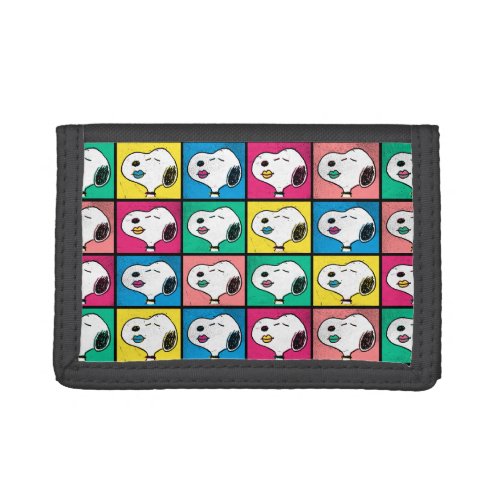 Pop Art Snoopy Lips  Mod for You Pattern Trifold Wallet
