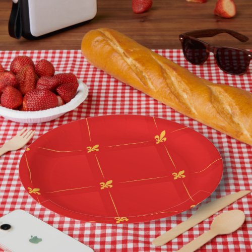 Popular pattern in red and gold paper plates