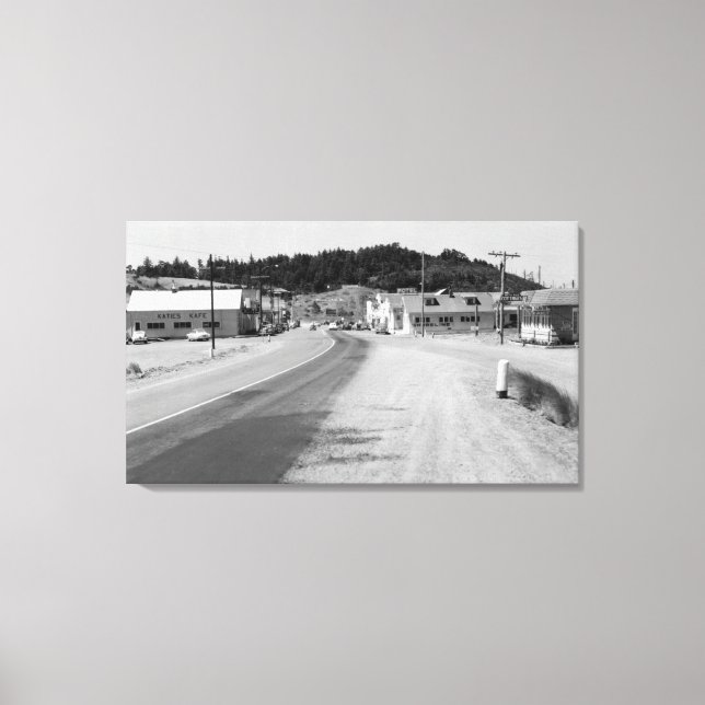 Port Orford, Oregon Town View Photograph Canvas Print (Front)