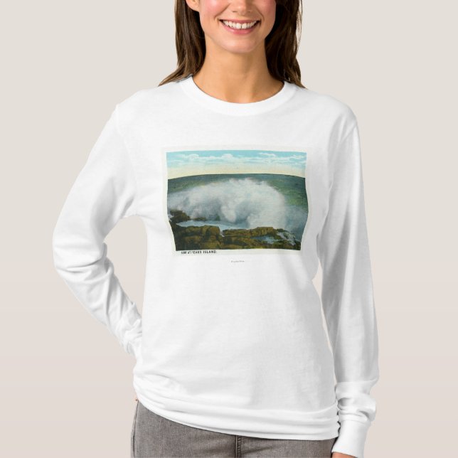 Portland, MainePeaks Island View of the Surf T-Shirt (Front)