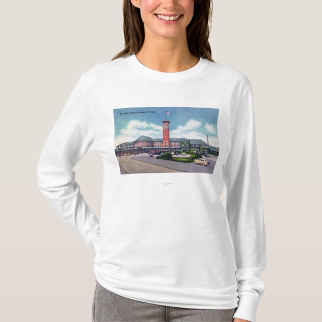 Portland, OregonExterior View of Union Station T-Shirt (Front)