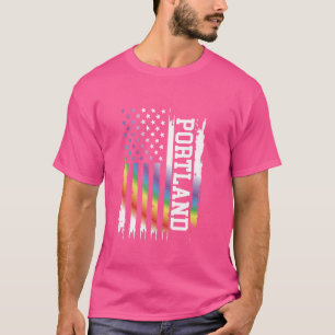 Portland United States Distressed Rainbow w US Fla T-Shirt