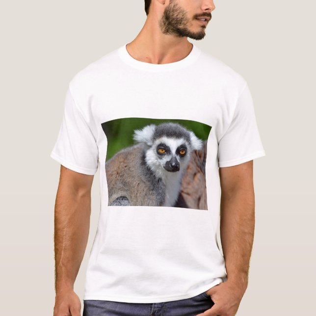 Portrait ring-tailed lemur T-Shirt (Front)
