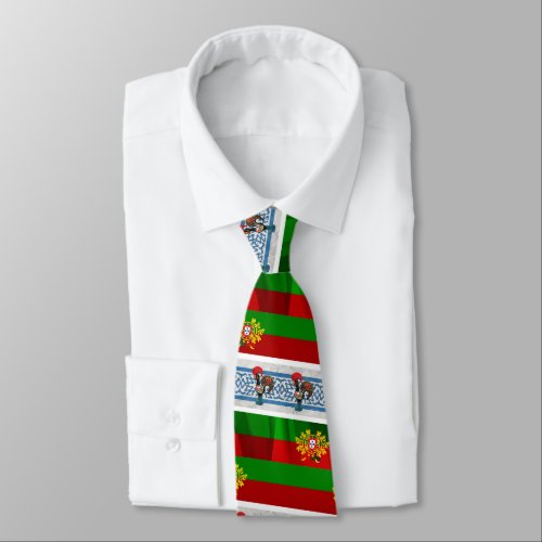 Portuguese designs neck tie