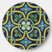 Portuguese designs wireless charger (Front)