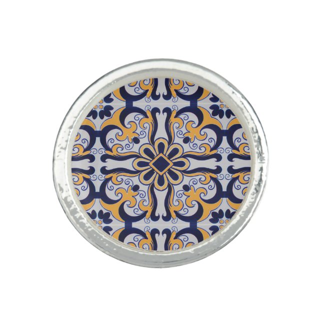 Portuguese tile pattern ring (Front)