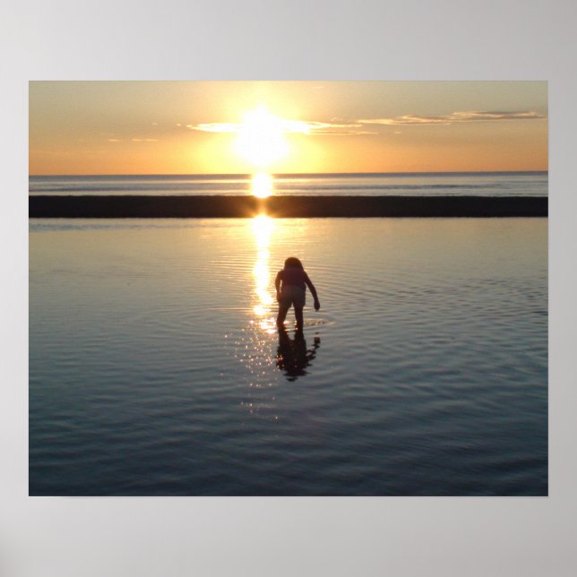 Poster of a Child Playing at Low Tide (Front)