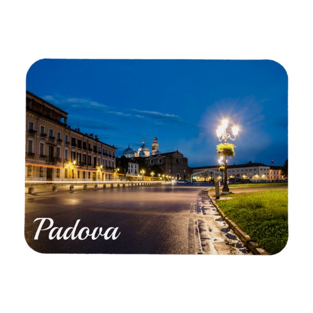 Prato della Valle at night in Padova, Italy Magnet (Horizontal)
