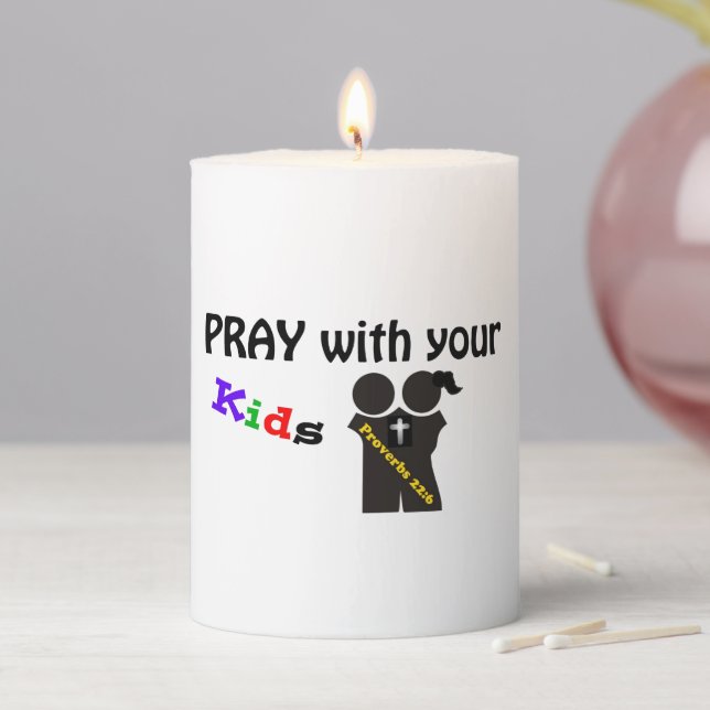 Pray with your kids pillar candle (In Situ)