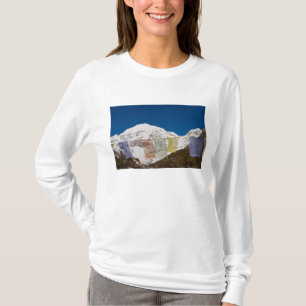 Prayer flags and Mount Jhomolhari, Bhutan. T-Shirt