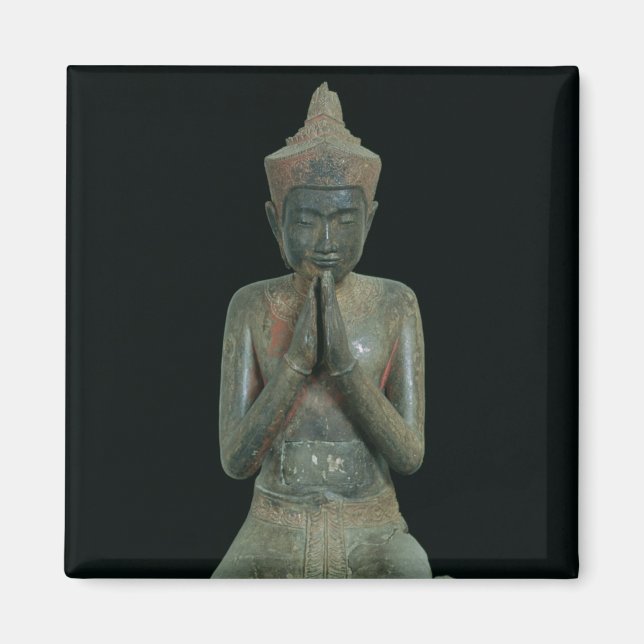 Praying kneeling figure magnet (Front)