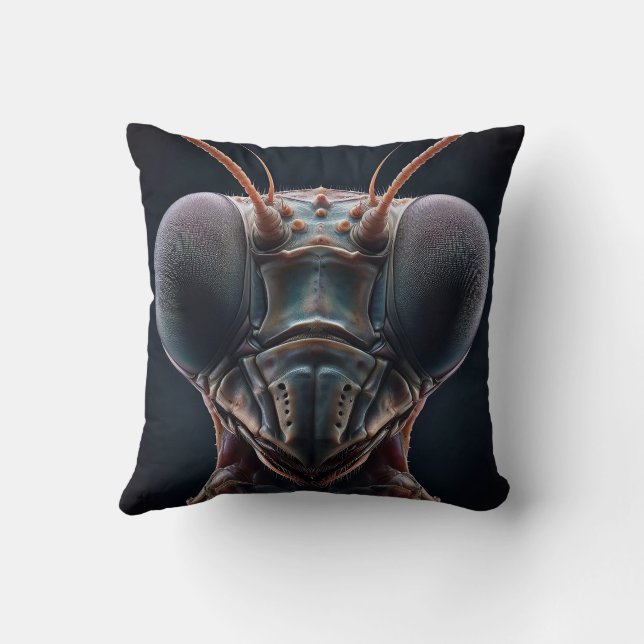 Praying Mantis Close up Macro Throw Pillow (Back)