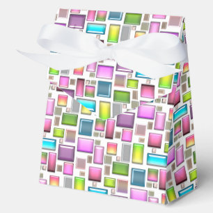 Precious stones and mother of pearl favor boxes