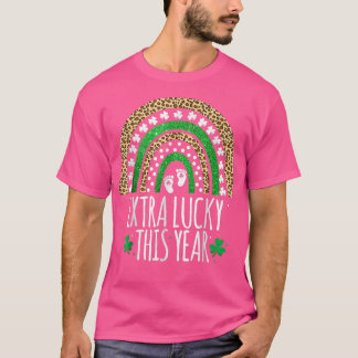 Pregnancy Announcement Lucky Leopard Rainbow St Pa T-Shirt