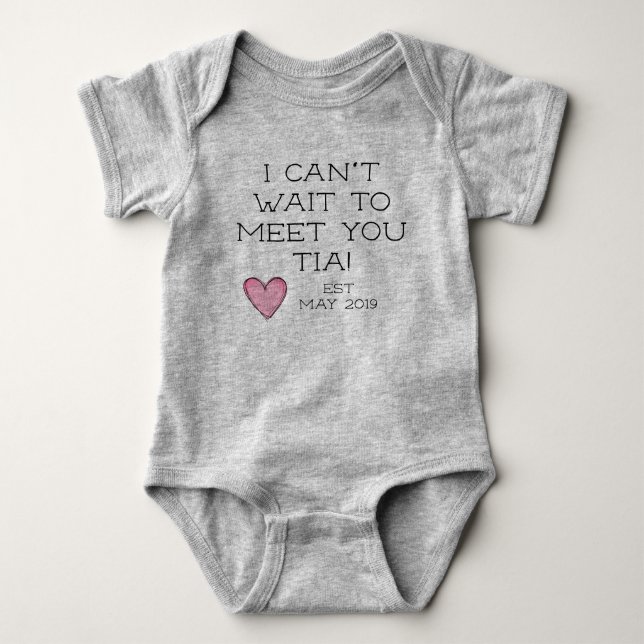 pregnancy announcement to tia (aunt spanish) baby bodysuit (Front)