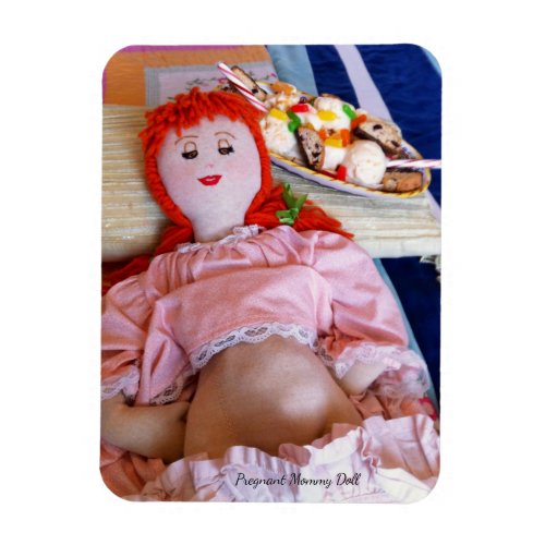 Pregnant Mommy Doll Magnet