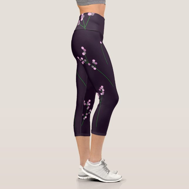Premium Stylish Flowers Bouquet Capri Leggings (Right)