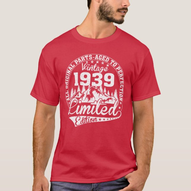 PREMIUM VINTAGE 1939 funny T-Shirt (Front)