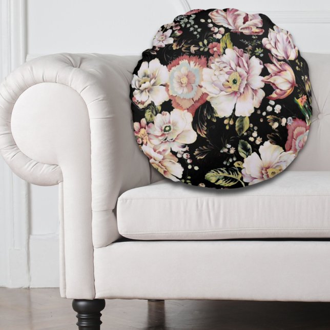 Preppy bohemian country girly chic black floral round pillow (Preppy bohemian country girly chic black floral round pillow)