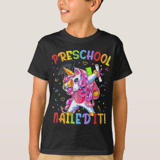 Preschool Graduation Class Of 2022 Dabbing Unicorn T-Shirt