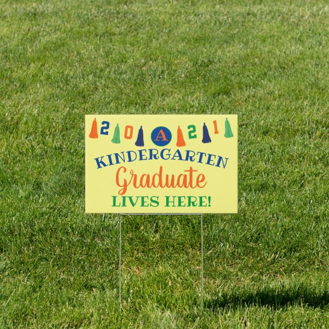Preschool Kindergarten Graduate Yard Sign (Insitu)