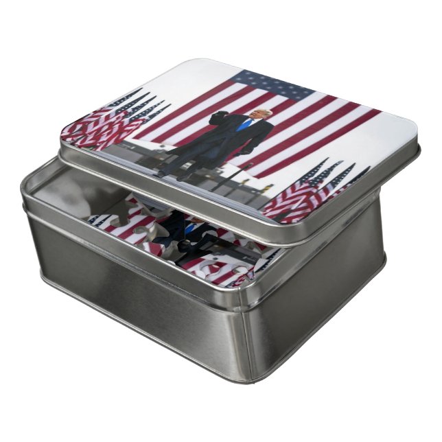President Trump Jigsaw Puzzle (Lid Open)