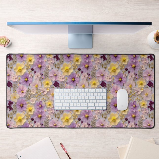 Pressed Flower Pattern Pastel Wildflower Design  Desk Mat (Creator Uploaded)