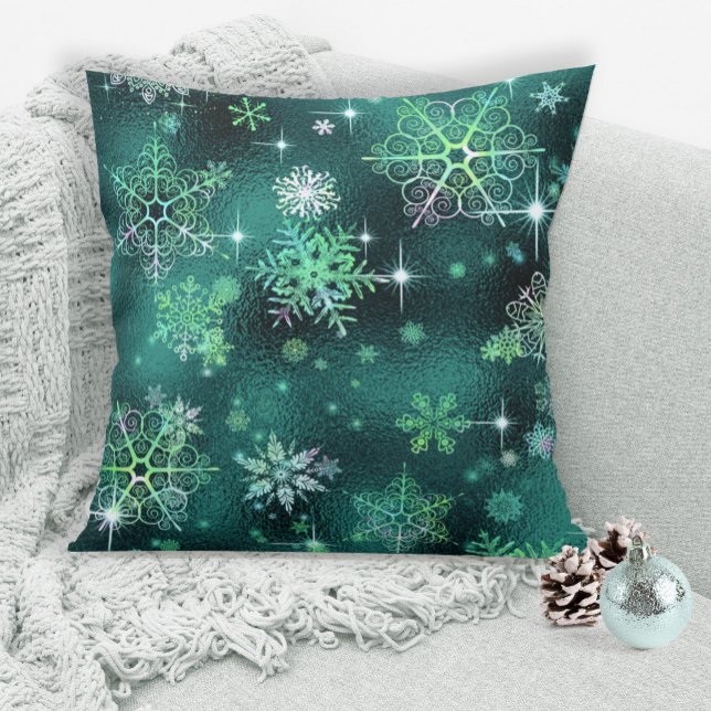 Prettiest Snowflakes Pattern Green ID846 Throw Pillow (Creator Uploaded)