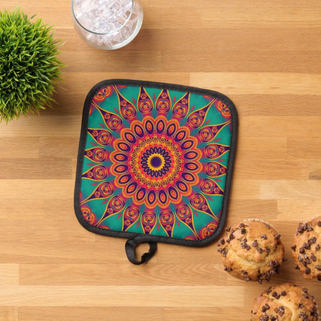 Pretty And Colorfully Mandala / Kaleidoscope 21 Pot Holder (Top Down)